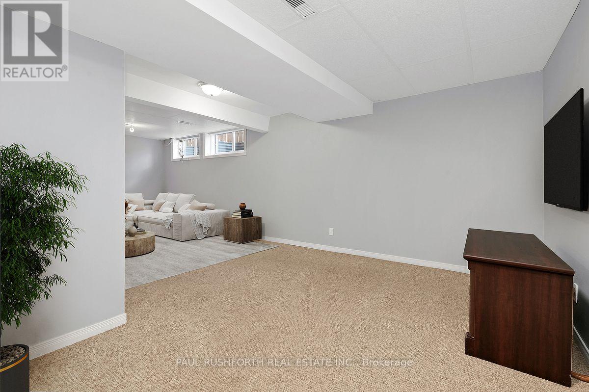 1025 Valin Street Property Photo 24