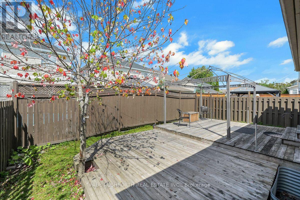 1025 Valin Street Property Photo 29