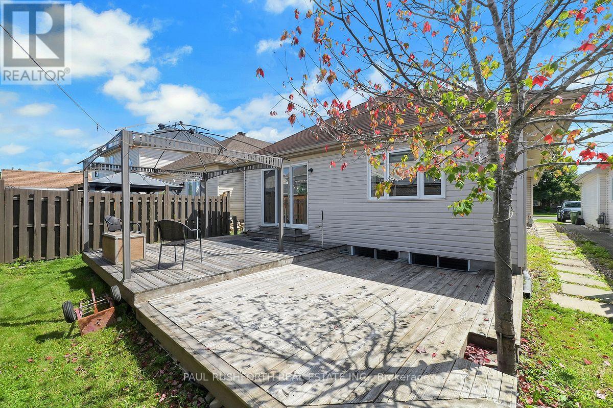 1025 Valin Street Property Photo 30