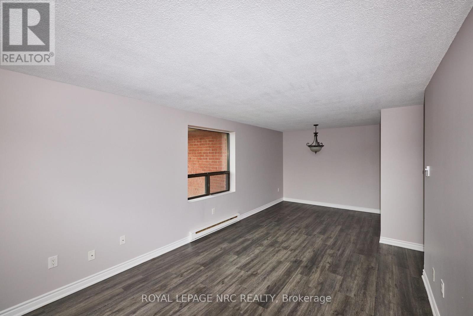11 - 4839 Drummond Road Property Photo 9