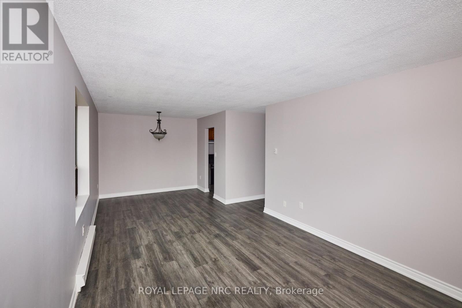 11 - 4839 Drummond Road Property Photo 11