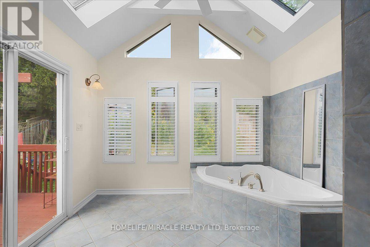 150 Bankside Drive Property Photo 20