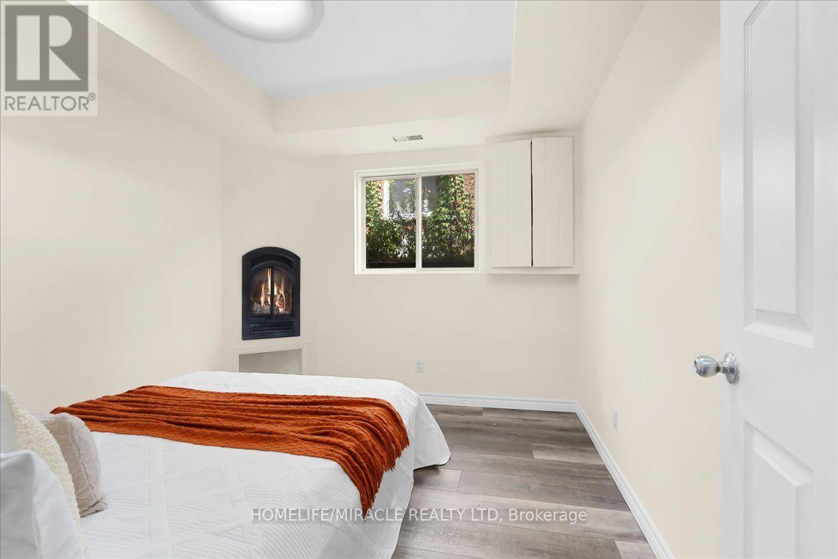 150 Bankside Drive Property Photo 30
