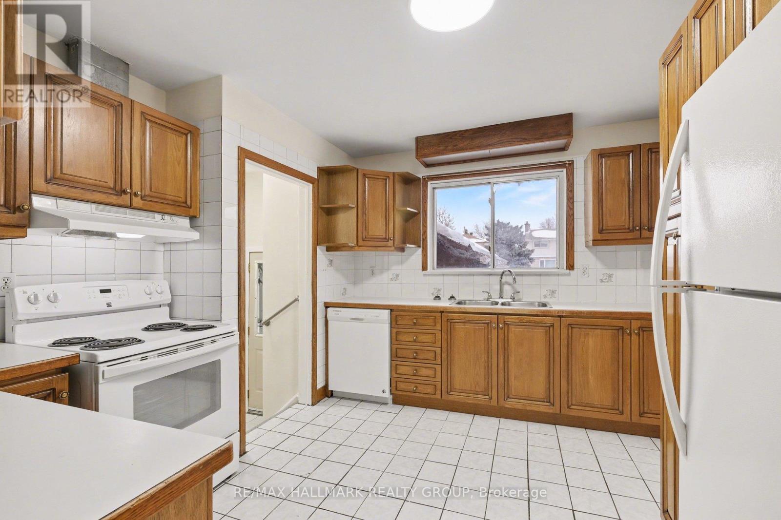1299 Evans Boulevard Property Photo 13