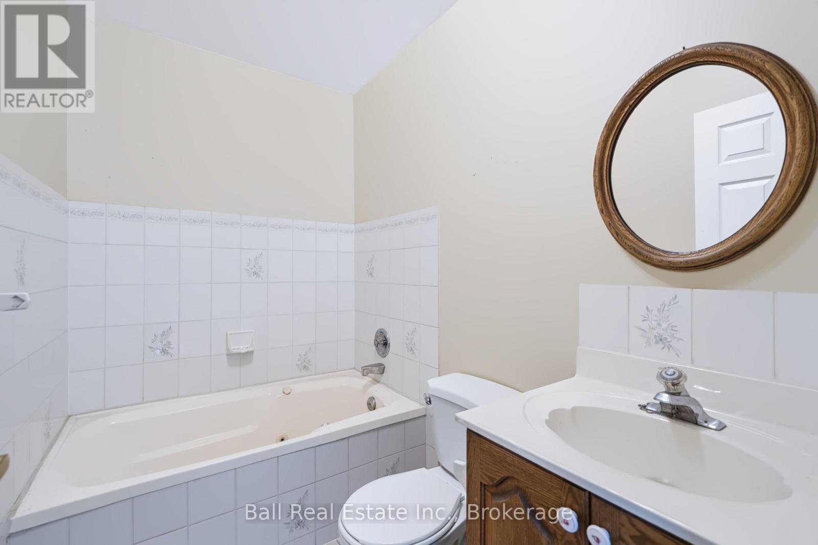 793 Hewitt Drive Property Photo 31