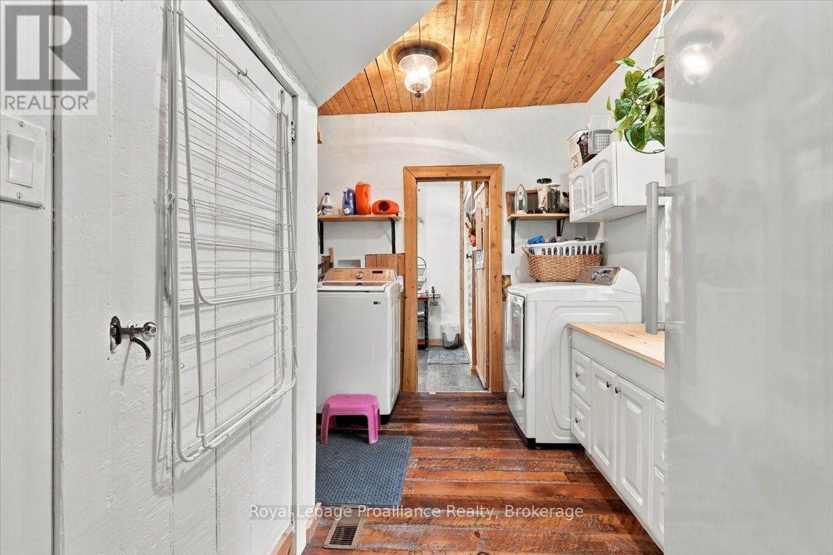 1330 Rapids Road Property Photo 10