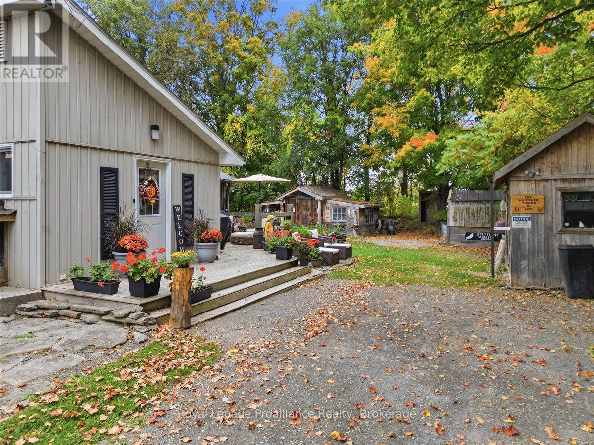 1330 Rapids Road Property Photo 28