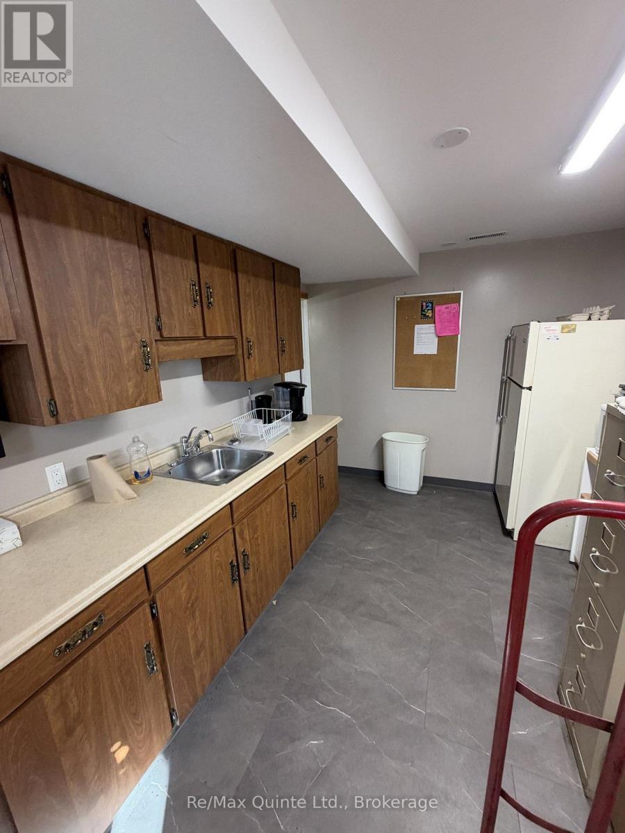 425 Bellevue Drive Property Photo 14
