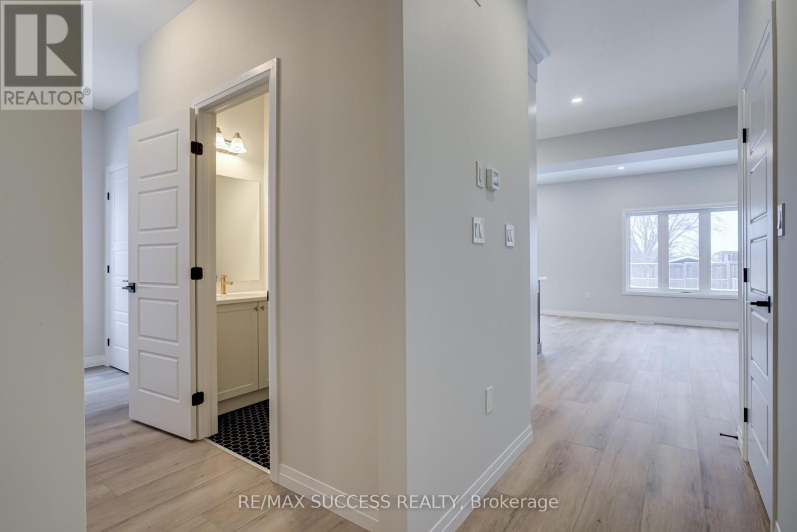 147 Siebert Avenue Property Photo 10