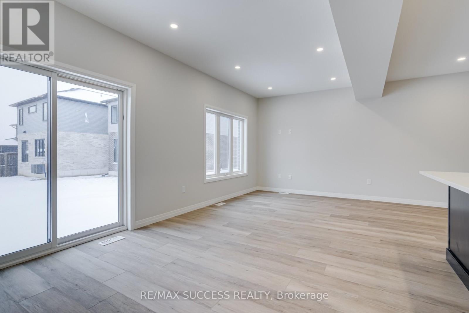 147 Siebert Avenue Property Photo 15
