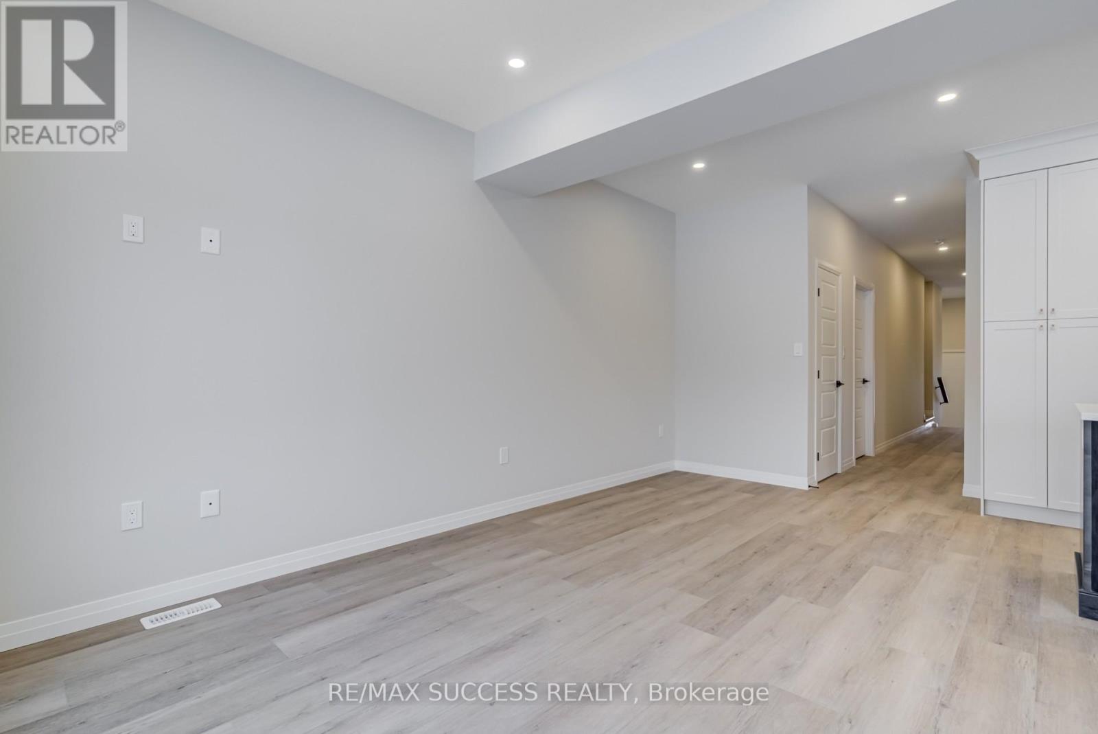 147 Siebert Avenue Property Photo 16