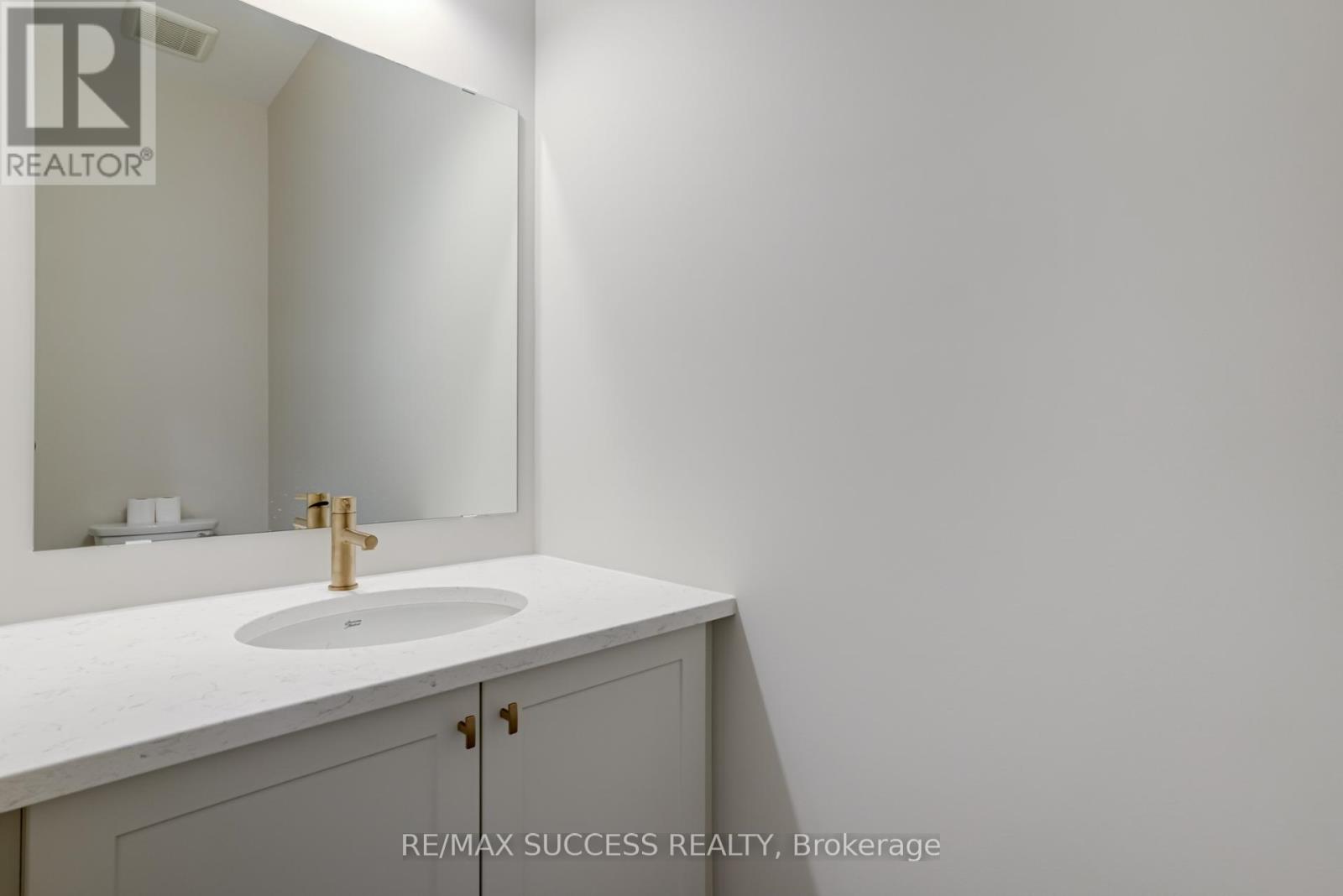 147 Siebert Avenue Property Photo 19