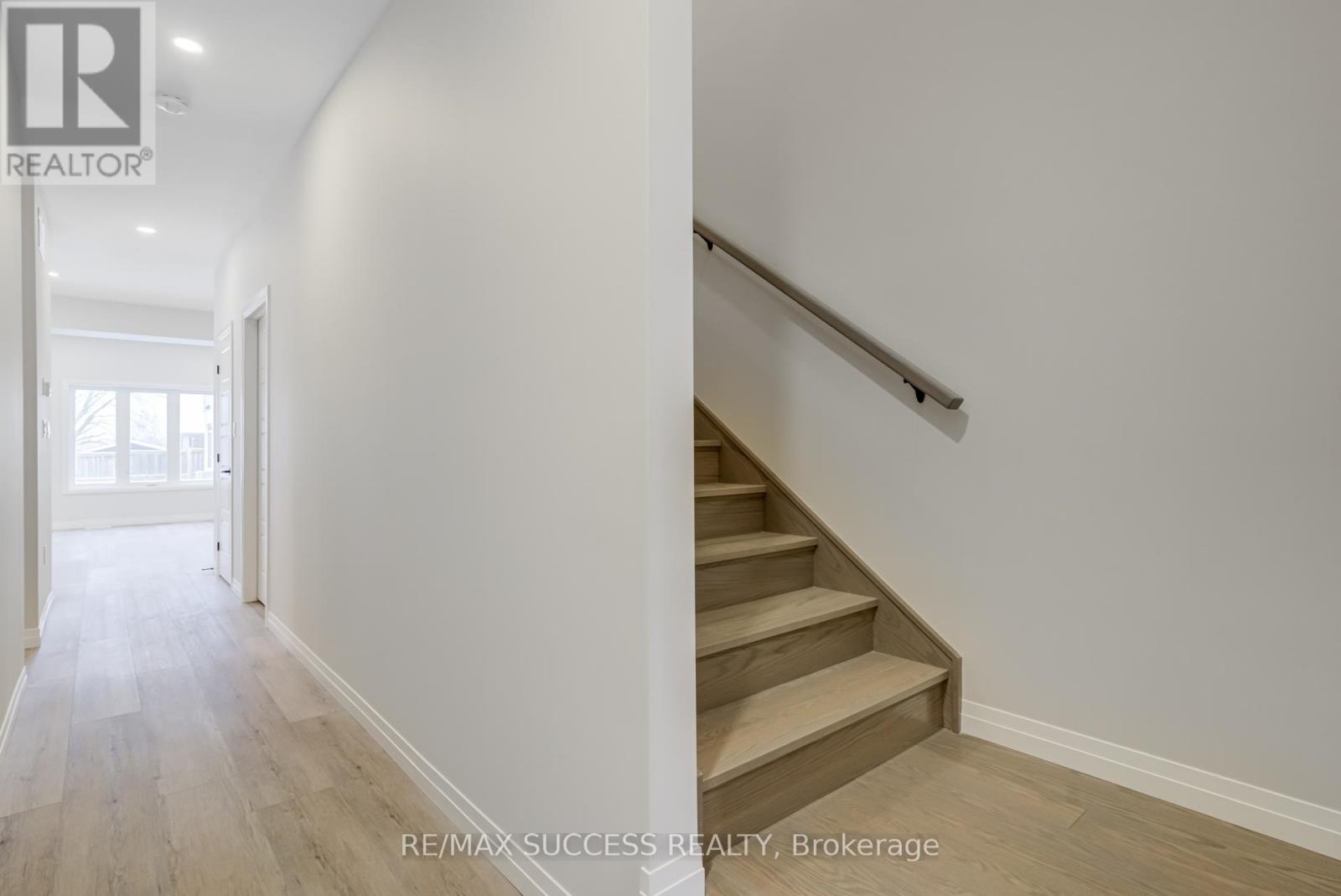 147 Siebert Avenue Property Photo 23