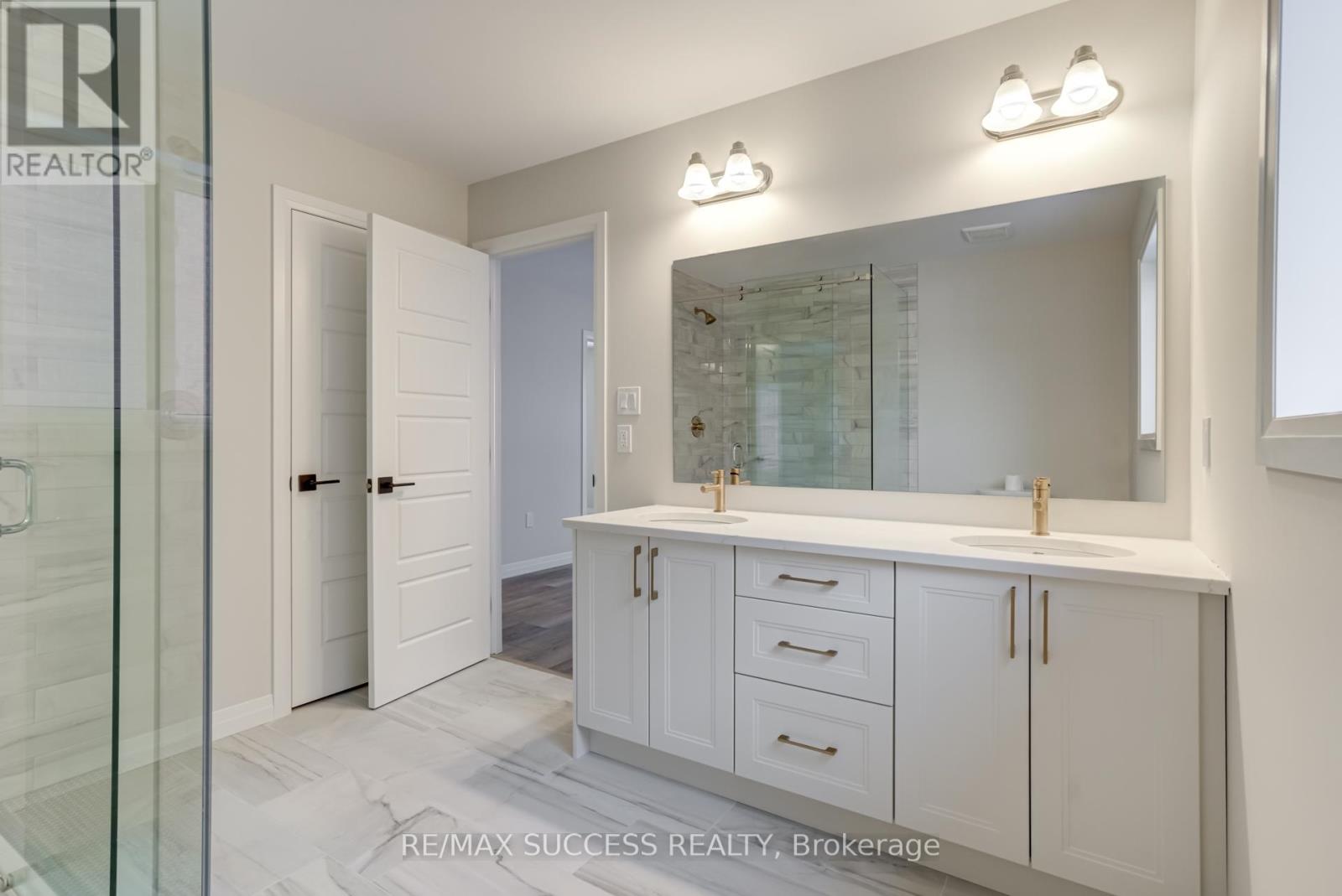 147 Siebert Avenue Property Photo 28