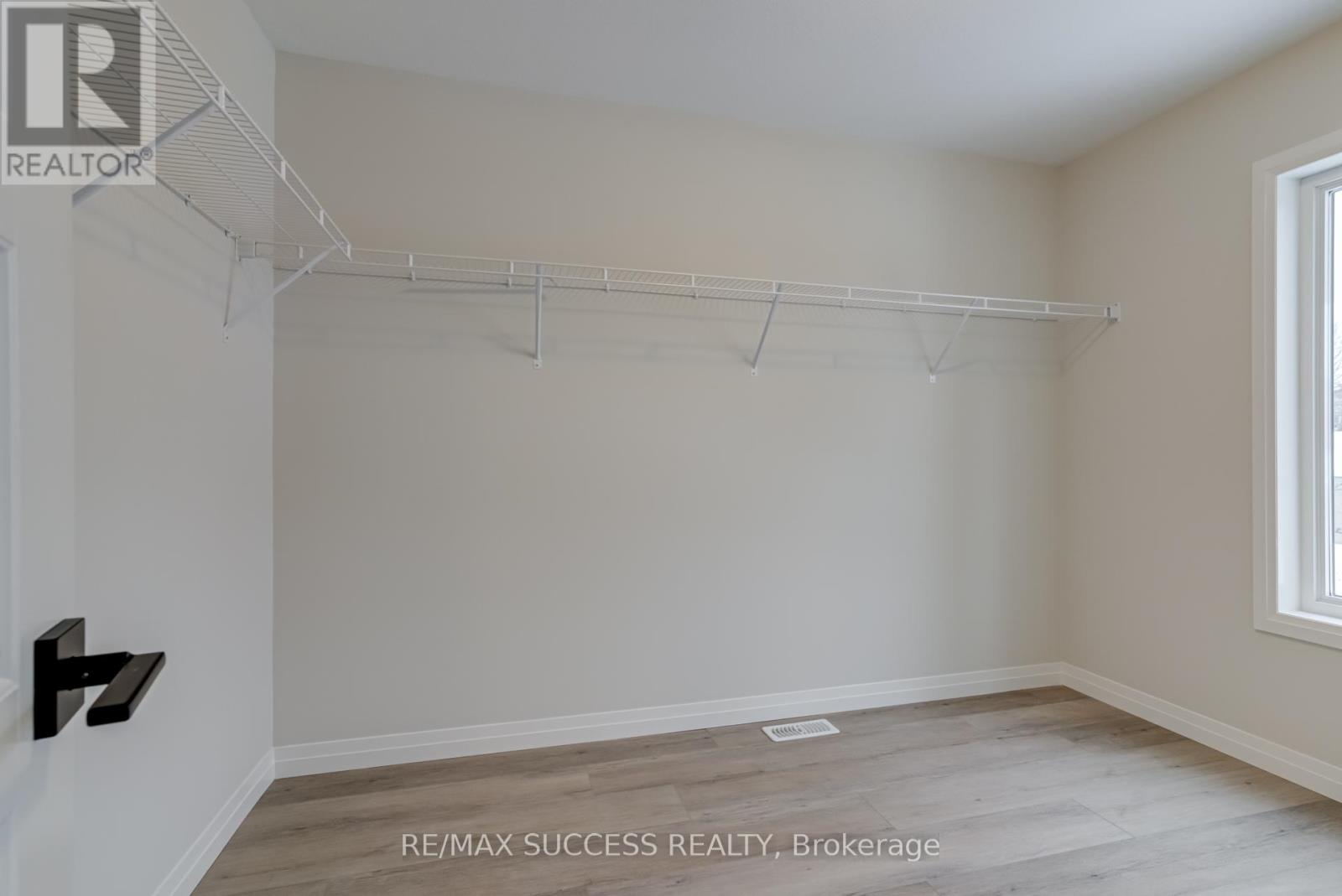 147 Siebert Avenue Property Photo 29