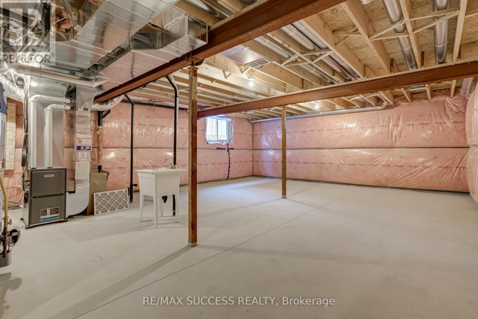 147 Siebert Avenue Property Photo 42