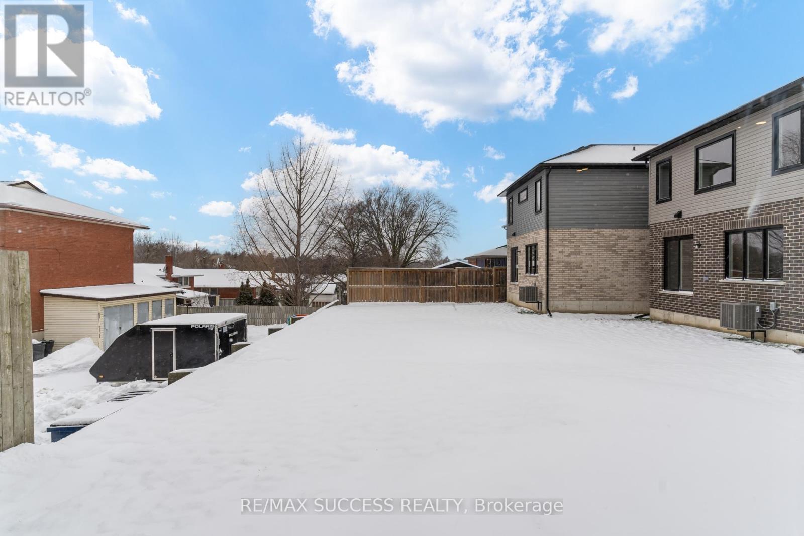 147 Siebert Avenue Property Photo 45