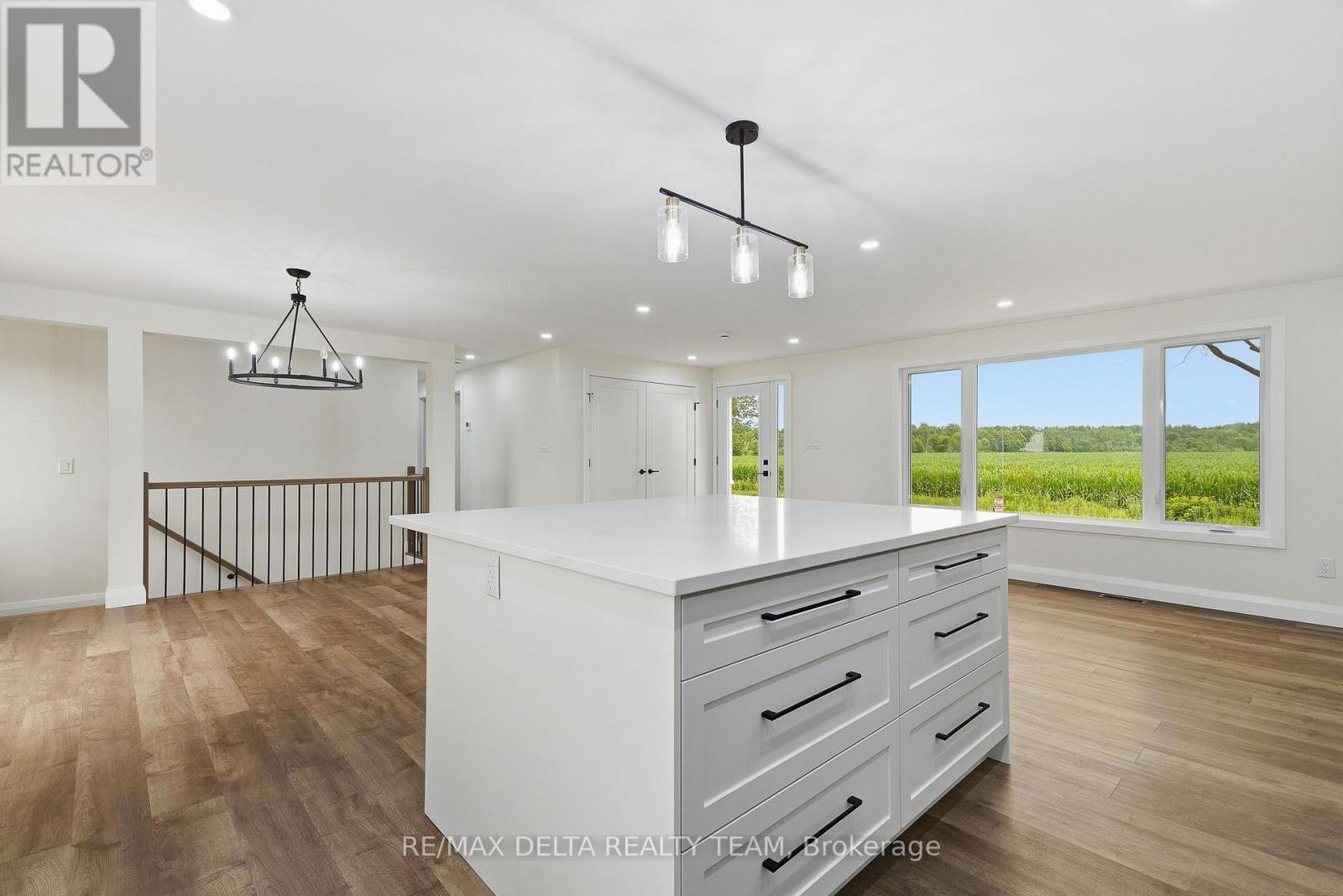 1568 Pilon Road Property Photo 11