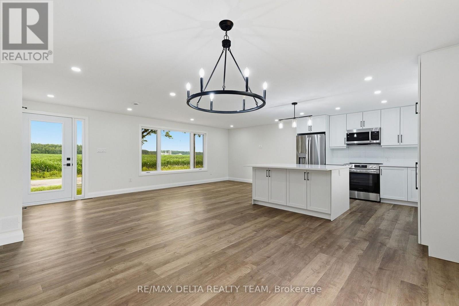 1568 Pilon Road Property Photo 18
