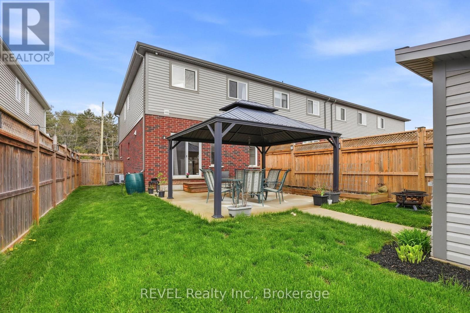 11 Lymburner Street Property Photo 39