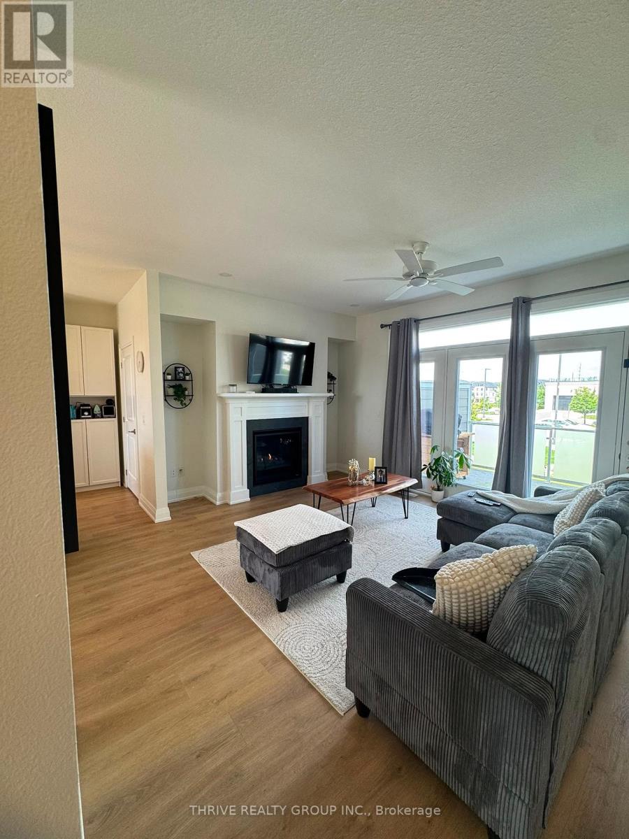 2305 Callingham Drive N Property Photo 10