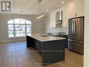 2305 Callingham Drive N Property Photo 10