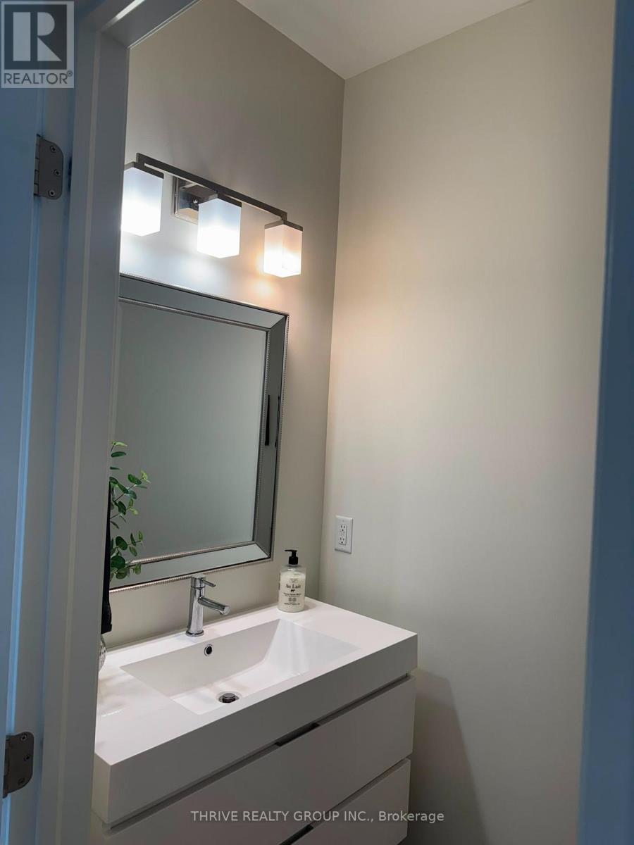 2305 Callingham Drive N Property Photo 15