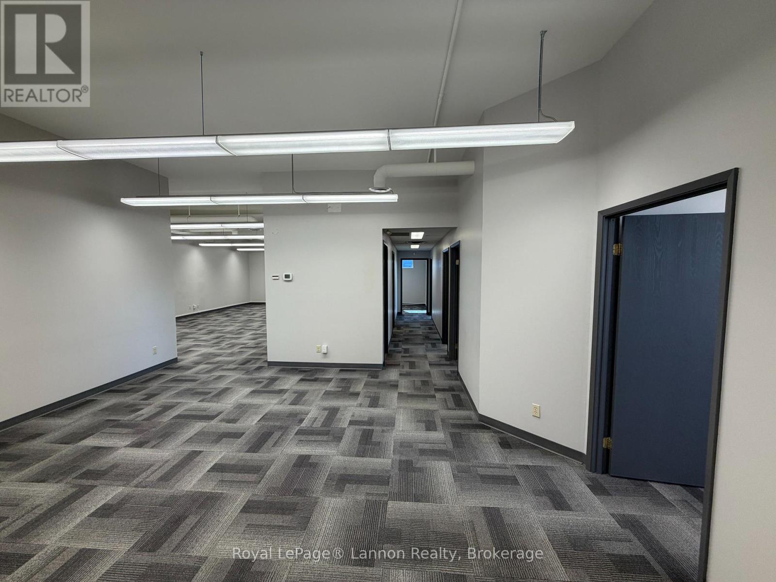 595 Arthur St Street W Property Photo 5