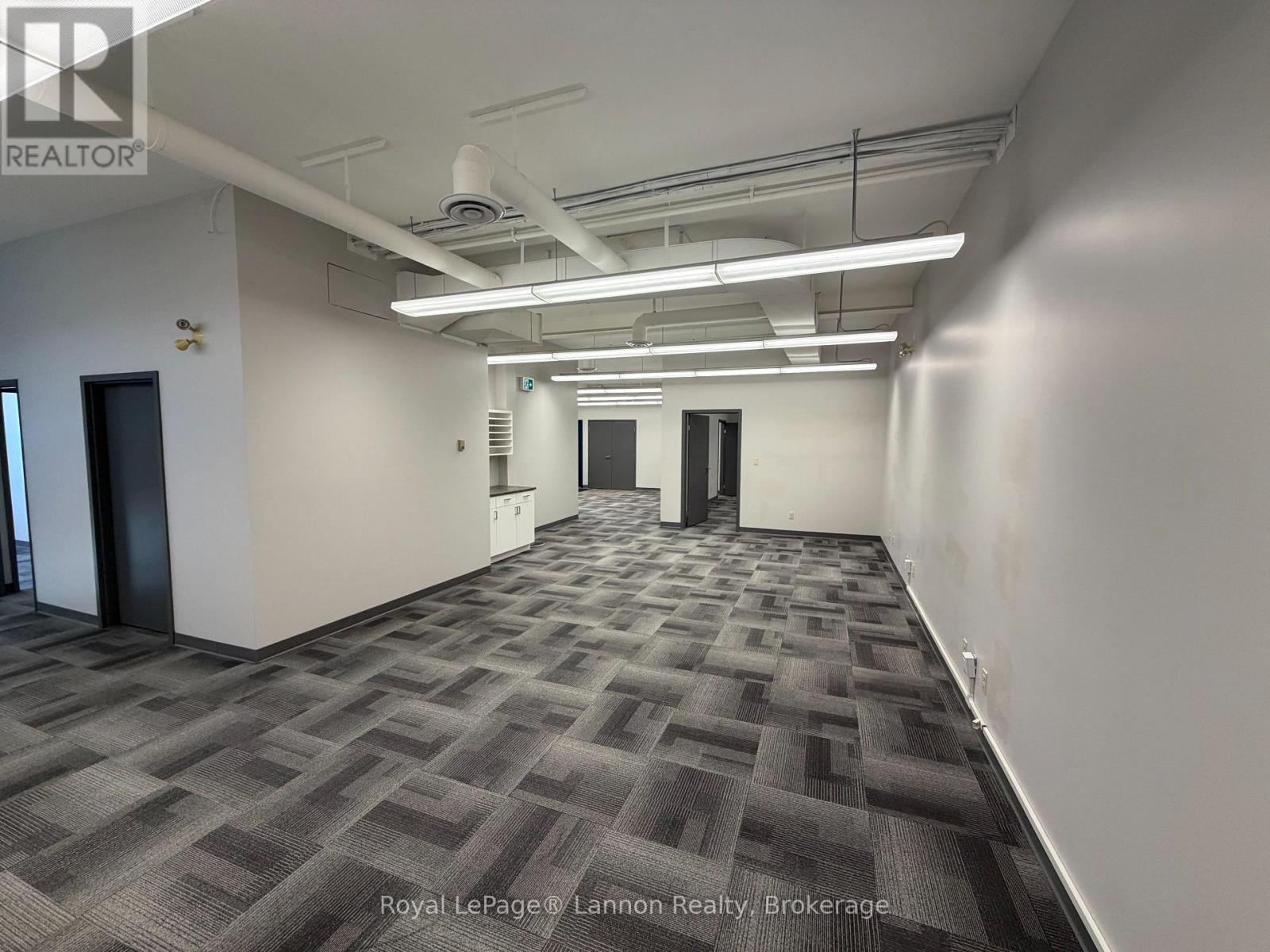 595 Arthur St Street W Property Photo 14
