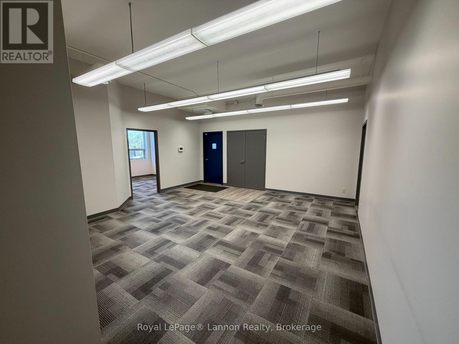 595 Arthur St Street W Property Photo 16