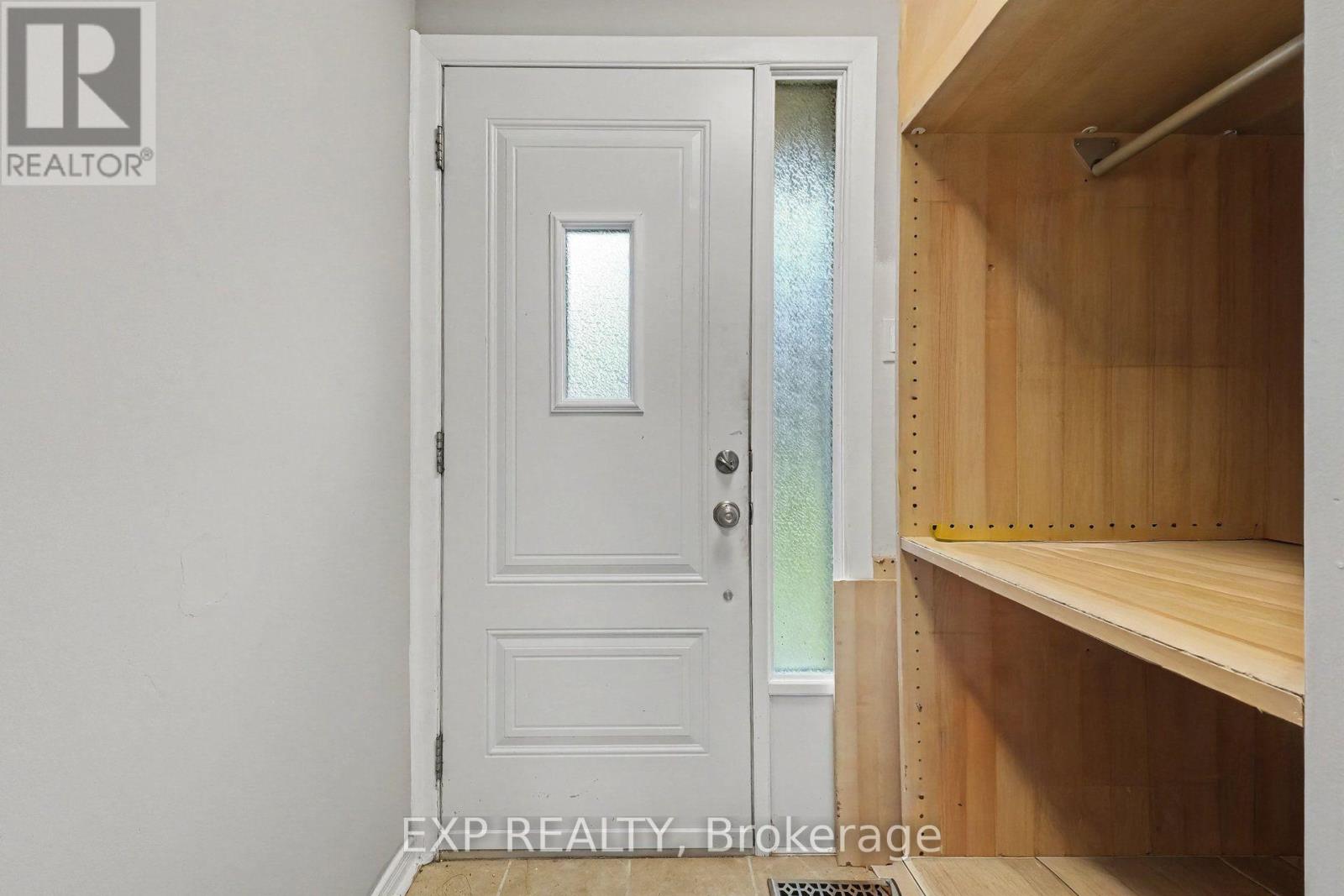 D - 32 Benlea Drive Property Photo 5