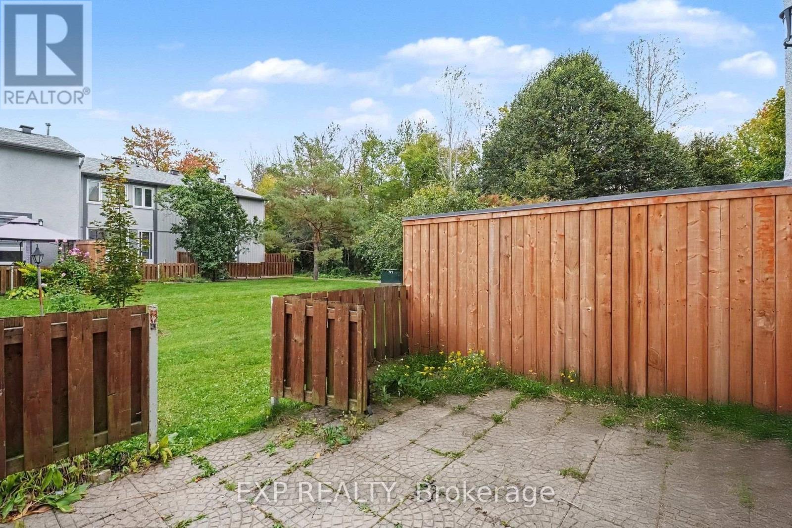 D - 32 Benlea Drive Property Photo 28