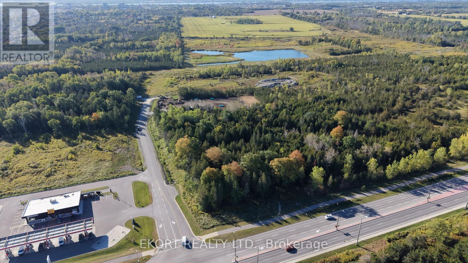 Lot B & C Jenland Way S Property Photo 4