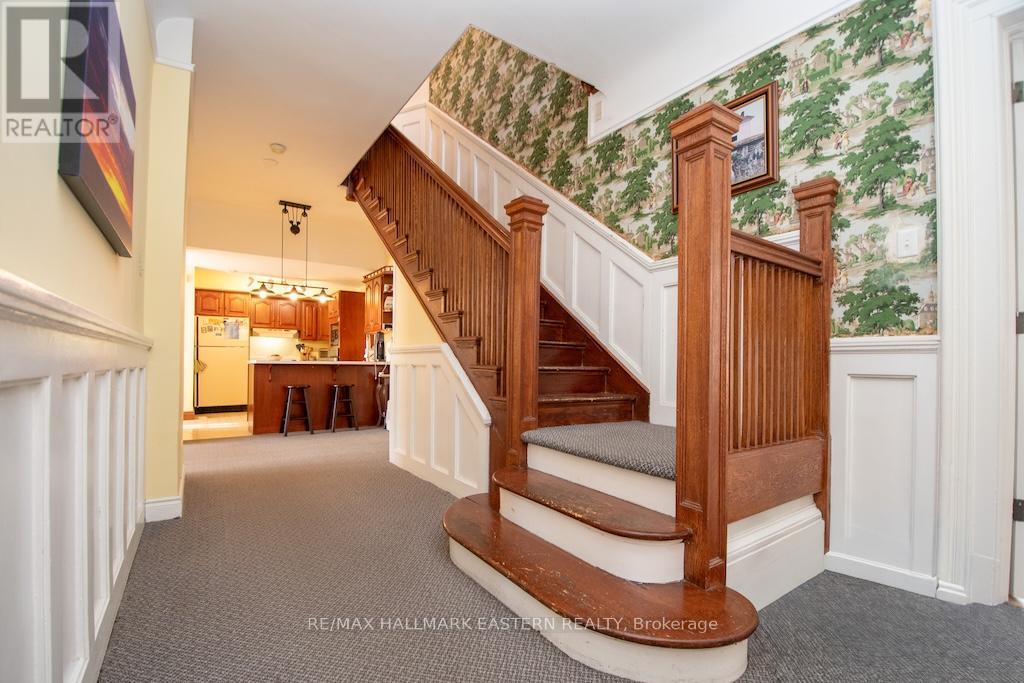 813 Water Street Property Photo 6