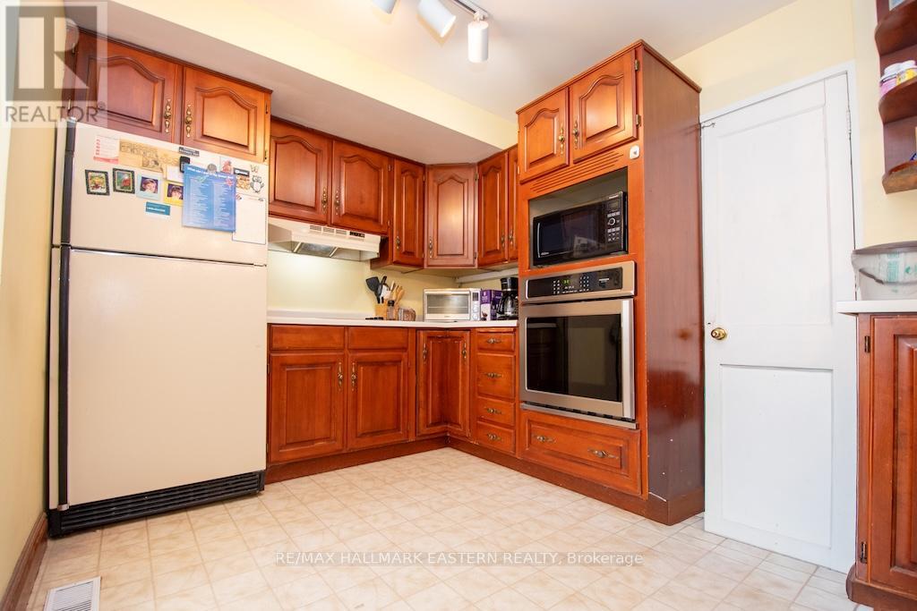 813 Water Street Property Photo 16