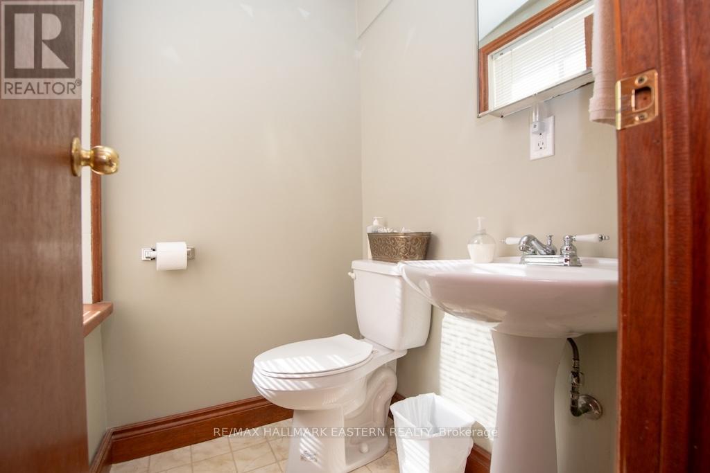 813 Water Street Property Photo 21