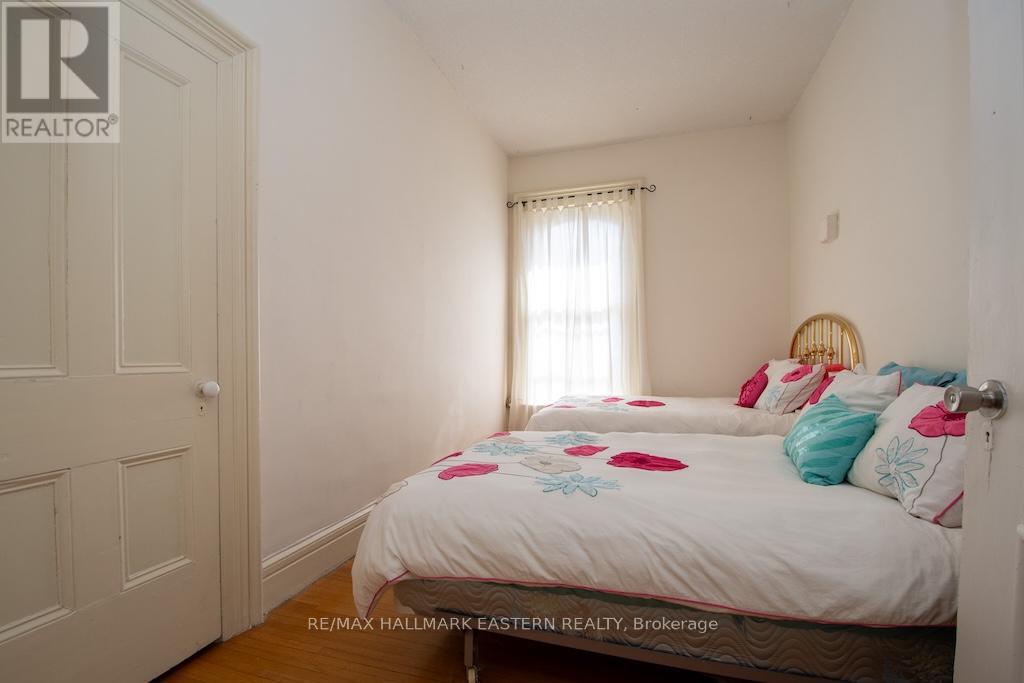 813 Water Street Property Photo 28