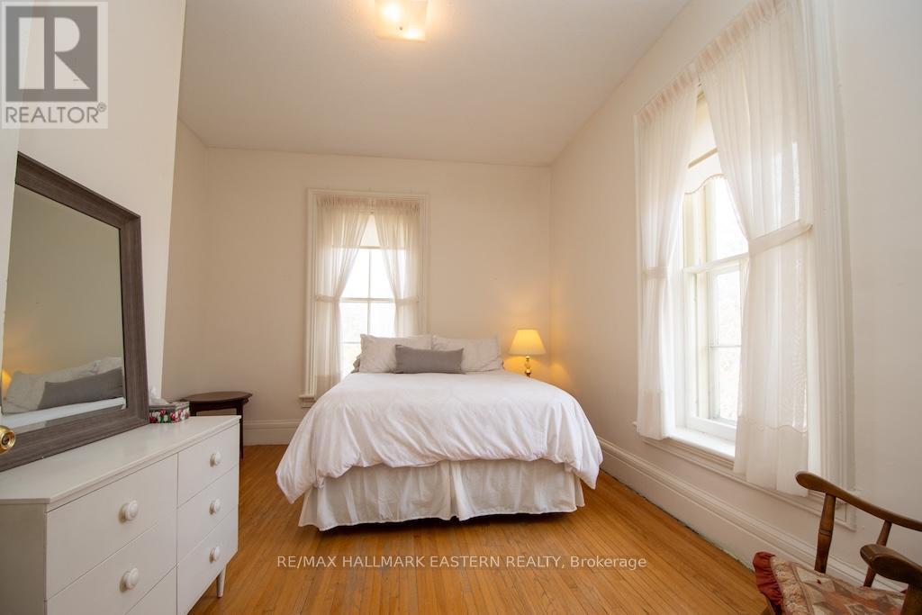 813 Water Street Property Photo 29