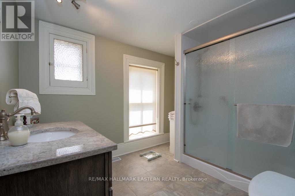 813 Water Street Property Photo 30