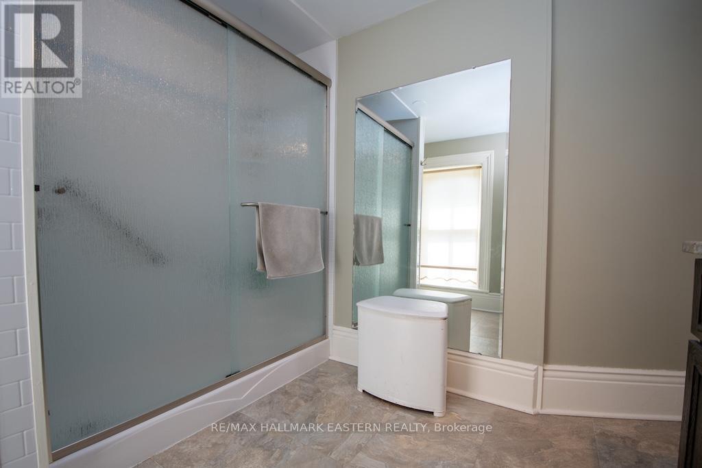 813 Water Street Property Photo 32