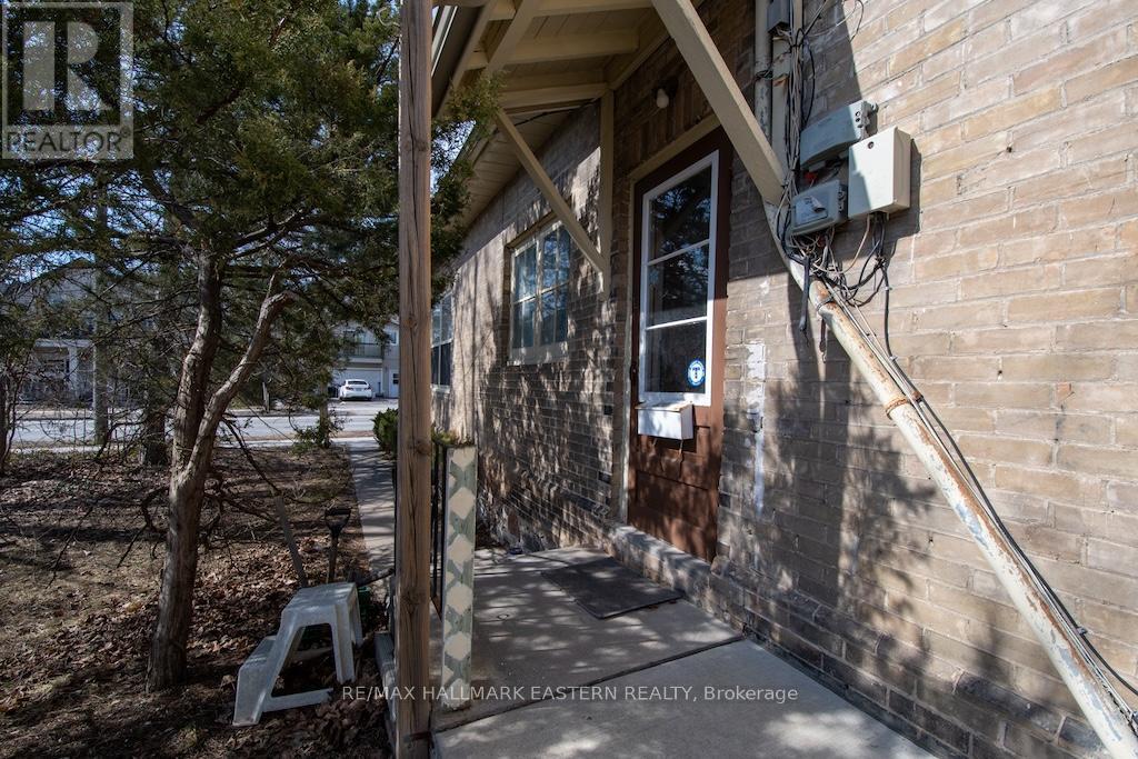 813 Water Street Property Photo 40