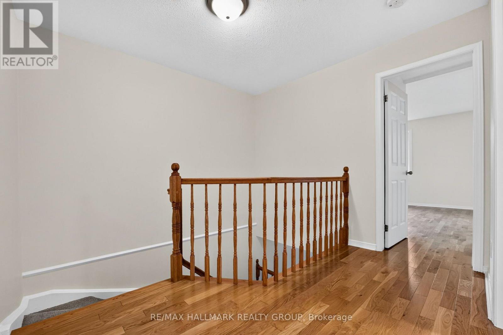 49 Robarts Crescent Property Photo 20
