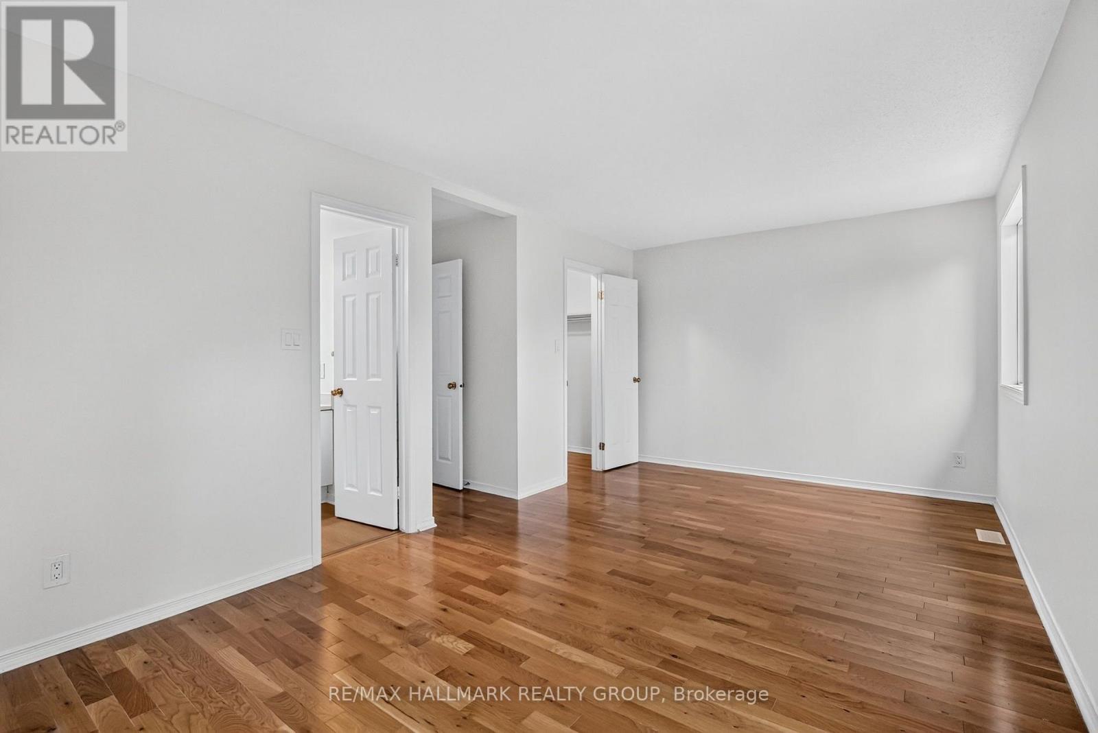 49 Robarts Crescent Property Photo 27