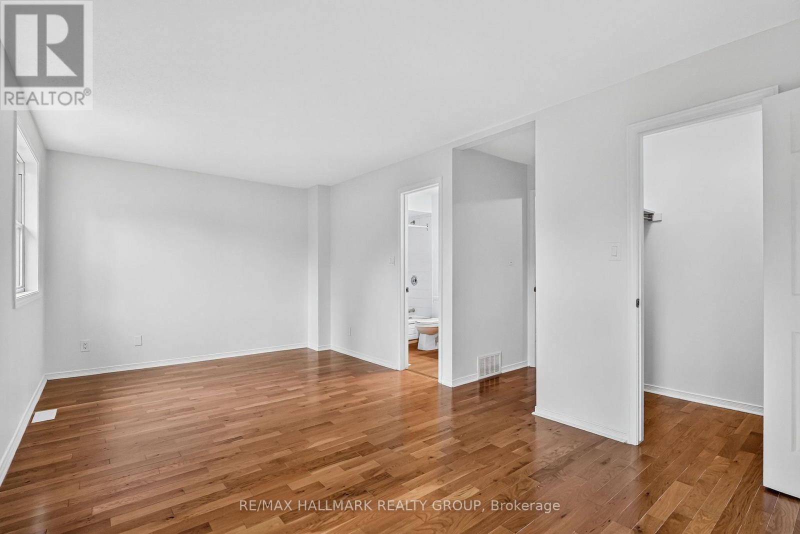 49 Robarts Crescent Property Photo 30