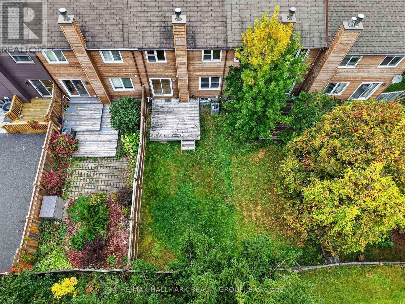 49 Robarts Crescent Property Photo 41