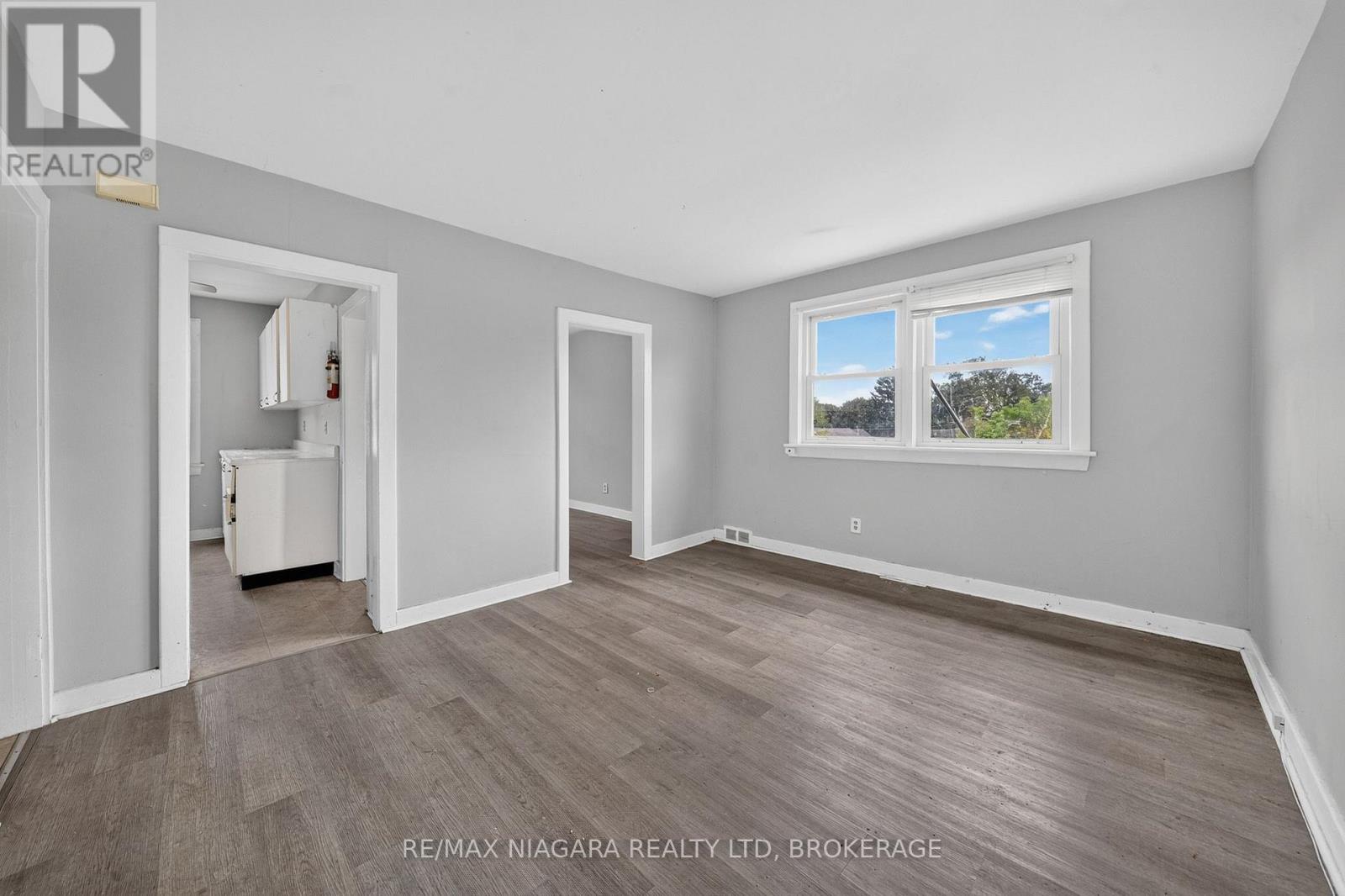 6520 Barker Street Property Photo 25