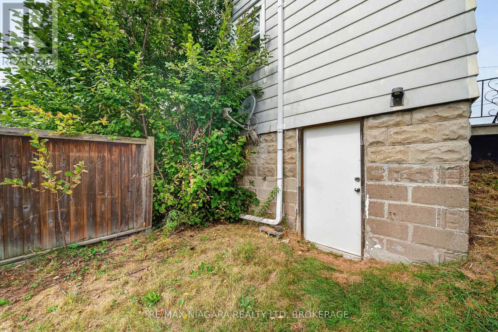 6520 Barker Street Property Photo 35