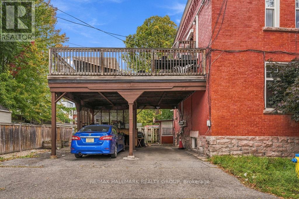 2 - 155 Stewart Street Property Photo 30