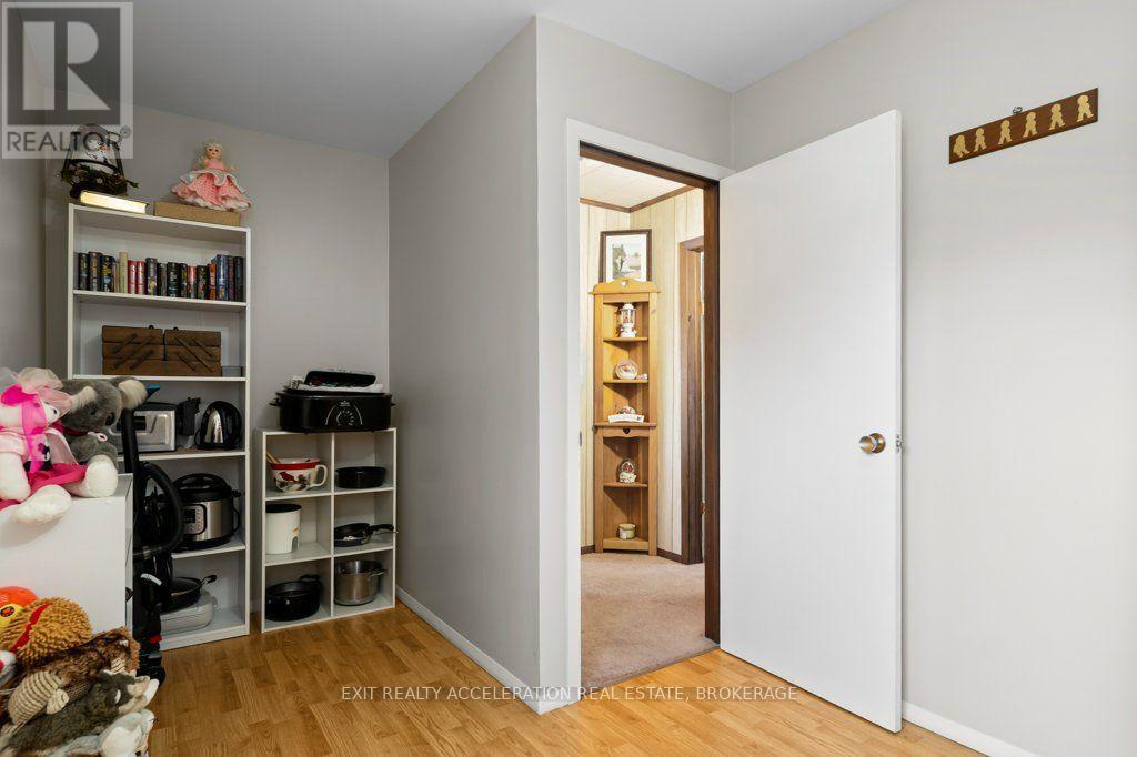 66 North Park Gardens Property Photo 27