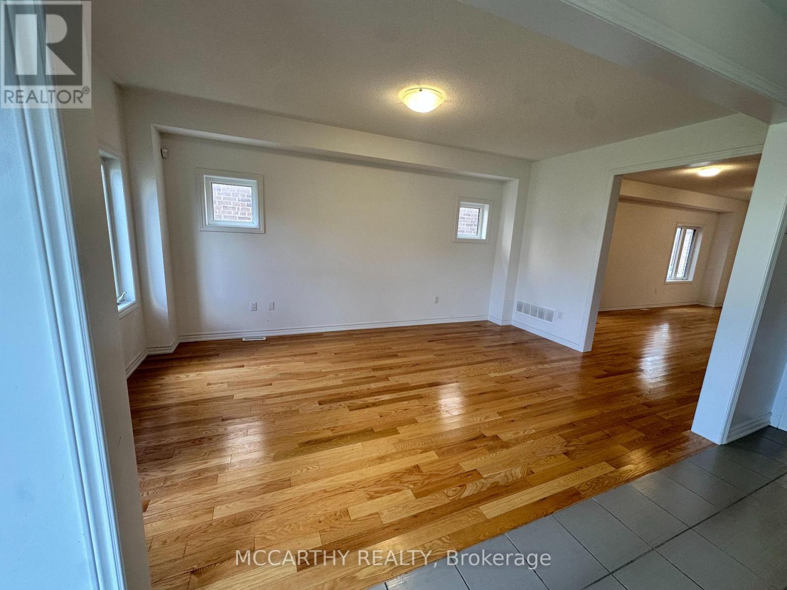 324 Moody Street Property Photo 5